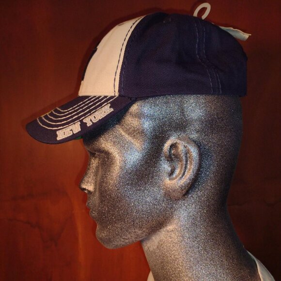 New York Yankees Baseball Hat - Picture 4 of 7